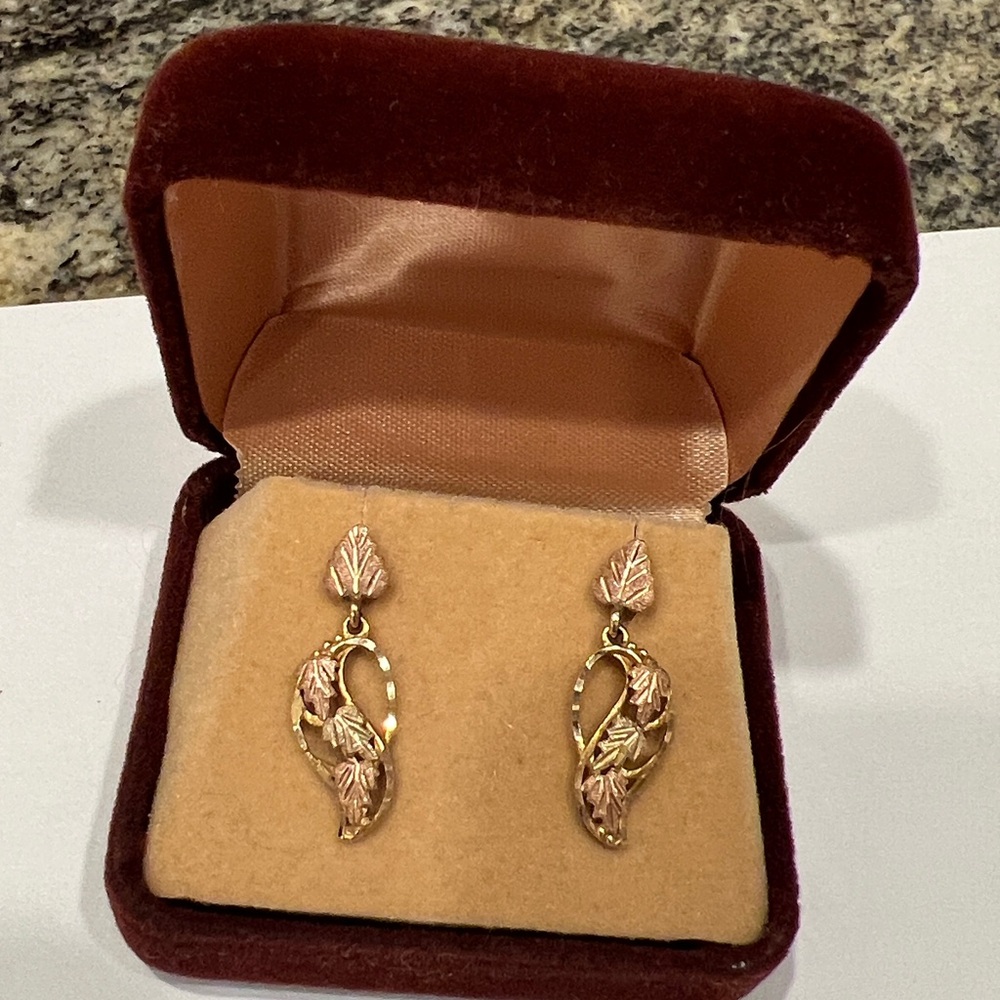 Black Hills Swirling Vine Earrings, real gold 10K/12K ! Free Shipping - Picture 2 of 9